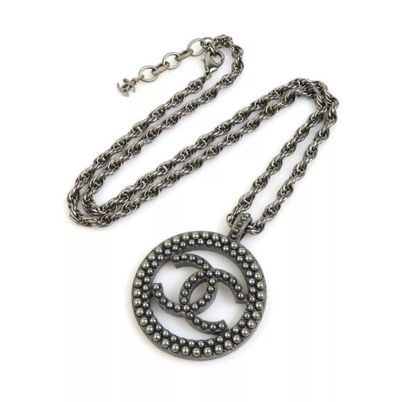 Auth CHANEL CC Logo Pendant Necklace Gunmetal Metal - - Picture 1 of 8